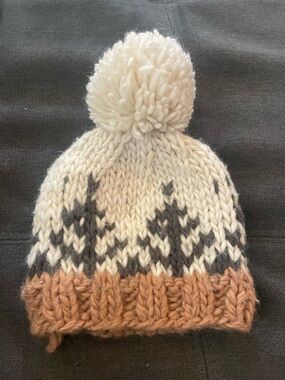 Spearmint Love knit tree Pom Pom hat